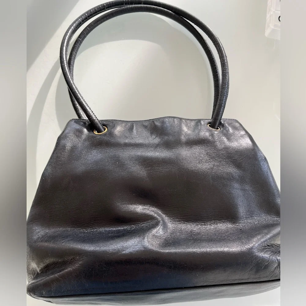 SOLD!! RARE Chanel Vintage tote bag - Picture 6 of 12